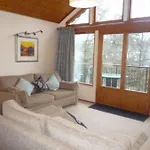Bridge 19, Within Walking Distance Of Town Centre, Strictly No Pets Keswick (Cumbria)